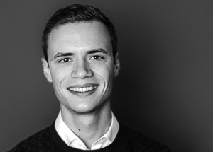 Dr. Simon Kratzer  Dr. Simon Kratzer