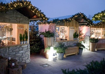 „Wein & Spiele“ auf dem Weihnachtsmarkt der Oberpollinger Dachterrasse